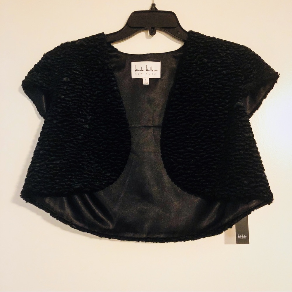 Nicole Miller New York Caplet! Brand new!